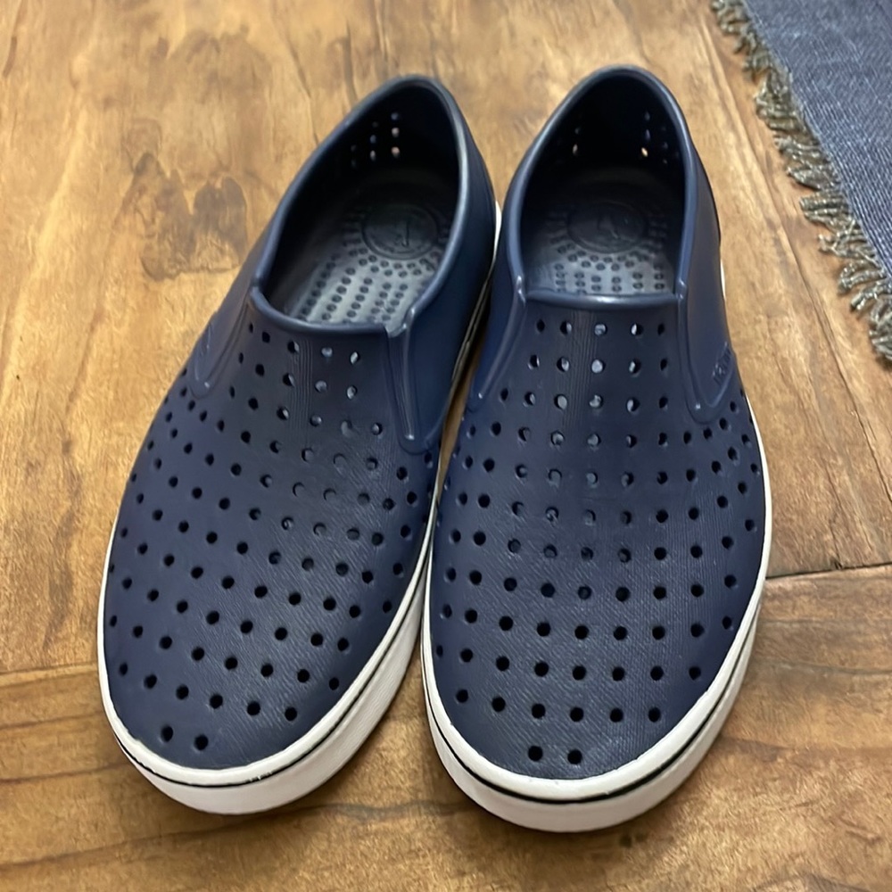 Native Shoes Kids Slip-On Navy Blue